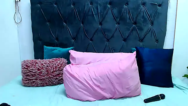 AvaOcean online show from October 2025 01:42:02 AM