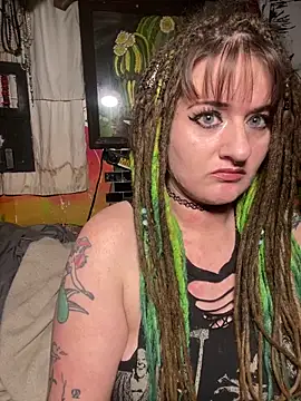 Snapshot of 1-800-FUCKYOU chatting on December 2025 04:50:02 AM 1-800-FUCKYOU online show from December 2025 04:50:02 AM