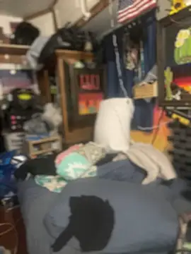 Snapshot of 1-800-FUCKYOU chatting on January 2025 02:15:01 AM 1-800-FUCKYOU online show from January 2025 02:15:01 AM