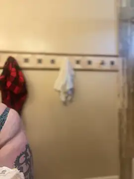 Snapshot of 1-800-FUCKYOU chatting on February 2025 10:36:02 PM 1-800-FUCKYOU online show from February 2025 10:36:02 PM