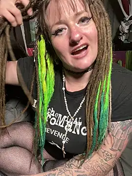 Snapshot of 1-800-FUCKYOU chatting on November 2025 06:14:01 AM 1-800-FUCKYOU online show from November 2025 06:14:01 AM