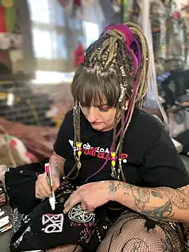 Snapshot of 1-800-FUCKYOU chatting on September 2025 01:59:02 PM 1-800-FUCKYOU online show from September 2025 01:59:02 PM