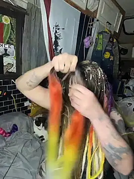 Snapshot of 1-800-FUCKYOU chatting on October 2025 05:20:01 AM 1-800-FUCKYOU online show from October 2025 05:20:01 AM