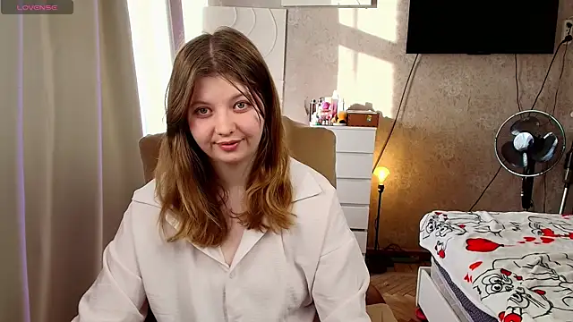 Vivian cutie online show from May 2026 03:39:01 PM