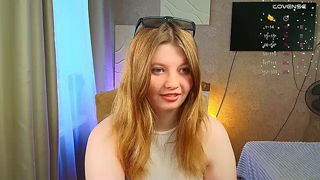 Vivian cutie online show from October 2025 12:28:01 PM