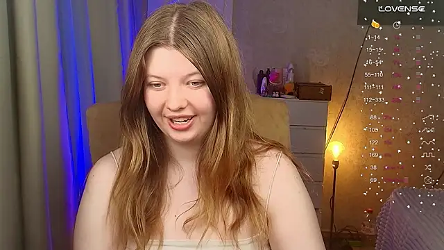 Vivian cutie online show from March 2026 04:18:02 PM