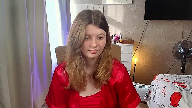 Vivian cutie online show from June 2026 03:45:01 PM