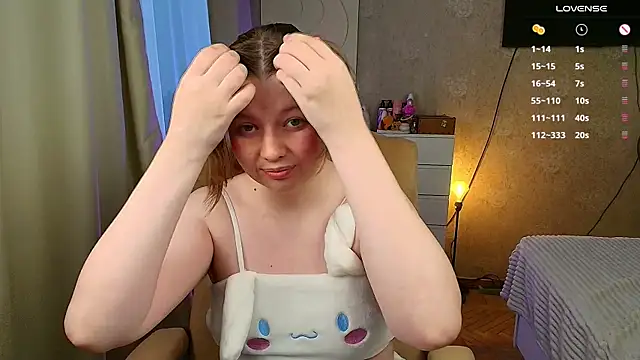Vivian cutie online show from October 2025 02:40:02 PM