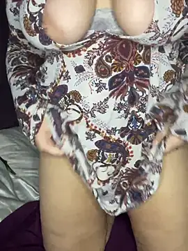 CamilaLovexoxo online show from April 2026 01:07:01 PM