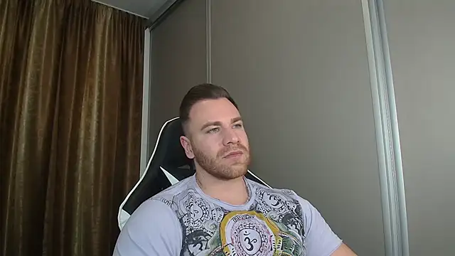 Thori92 online show from December 2025 04:10:02 PM