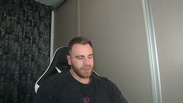 Thori92 online show from October 2025 07:36:01 PM