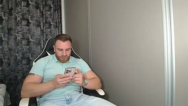 Thori92 online show from November 2025 07:46:01 PM