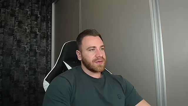 Thori92 online show from January 2026 05:42:01 PM