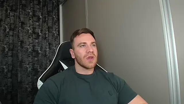 Thori92 online show from March 2026 07:58:01 PM