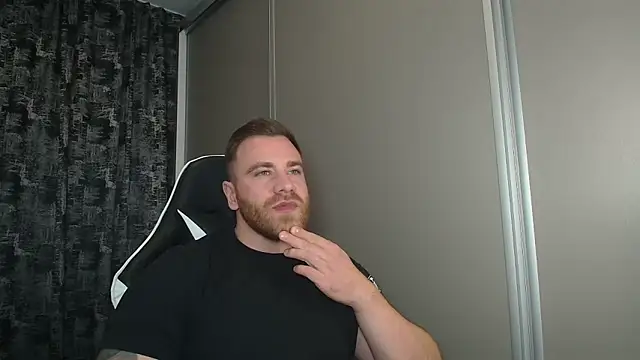 Thori92 online show from October 2025 06:20:02 PM