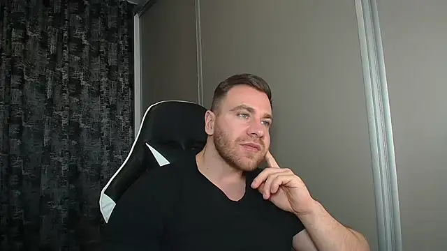 Thori92 online show from March 2026 06:20:01 PM