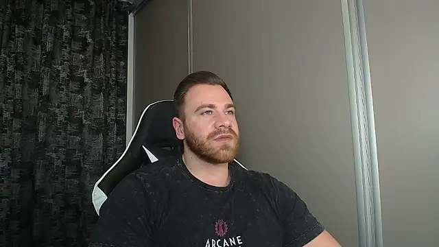 Thori92 online show from January 2026 05:17:02 PM