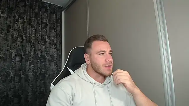 Thori92 online show from September 2025 05:59:02 PM