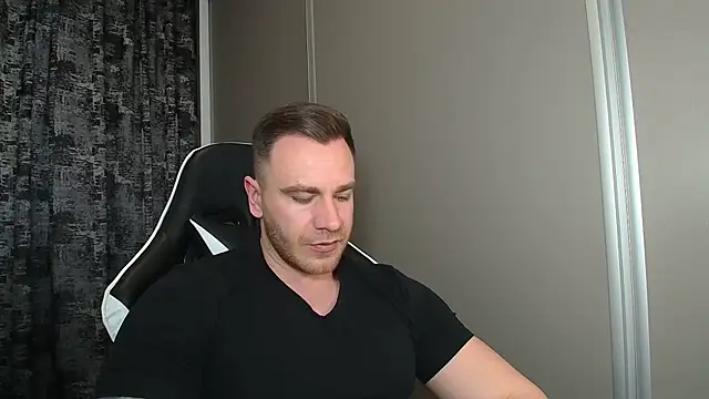 Thori92 online show from April 2026 12:41:02 PM