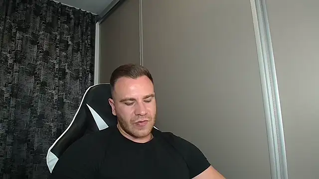 Thori92 online show from September 2025 05:09:01 PM