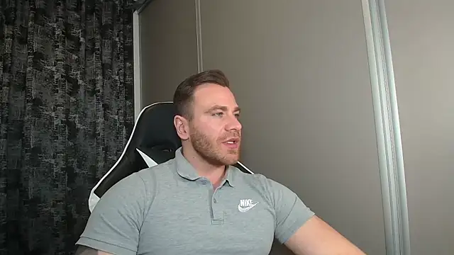 Thori92 online show from March 2026 07:34:02 PM