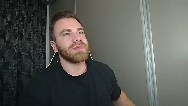 Thori92 online show from November 2025 06:08:01 PM