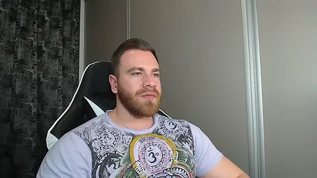 Snapshot of Thori92 chatting on February 2026 05:34:01 PM Thori92 online show from February 2026 05:34:01 PM