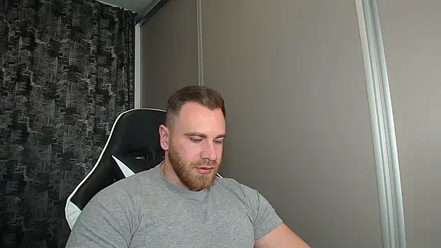 Thori92 online show from November 2025 06:56:02 PM