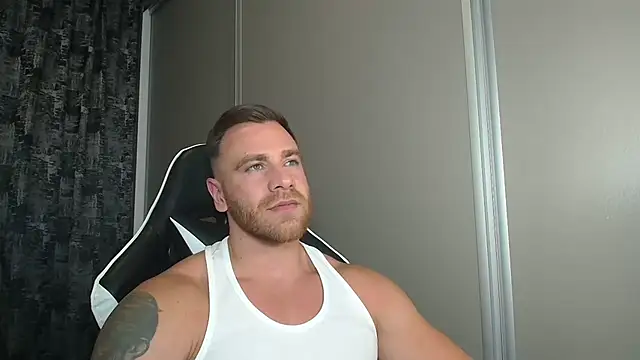 Snapshot of Thori92 chatting on July 2026 08:39:02 PM Thori92 online show from July 2026 08:39:02 PM