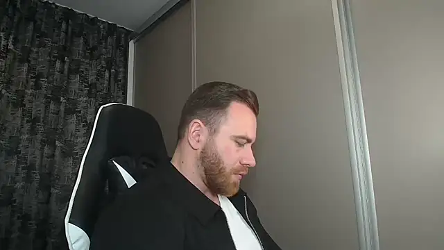 Thori92 online show from March 2025 06:43:01 PM