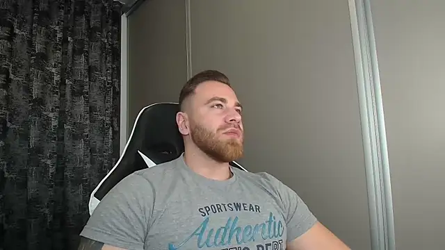 Thori92 online show from November 2025 05:57:02 PM