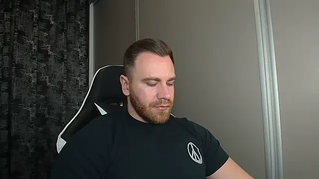 Thori92 online show from January 2026 06:01:01 PM