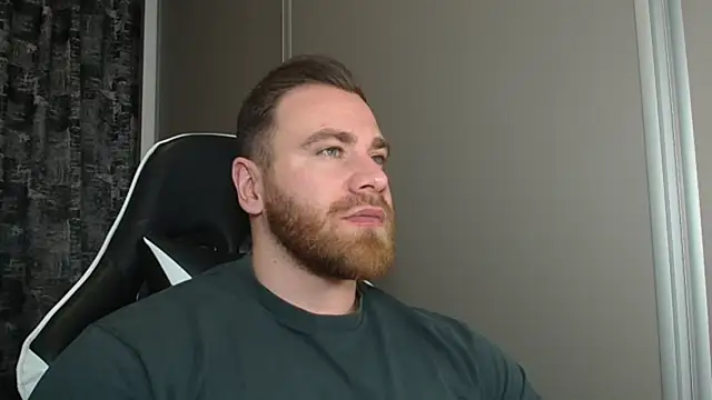 Snapshot of Thori92 chatting on February 2026 06:28:01 PM Thori92 online show from February 2026 06:28:01 PM