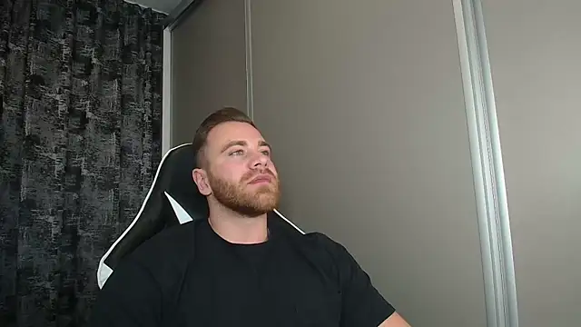 Thori92 online show from October 2025 06:07:01 PM