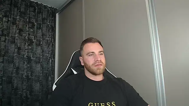 Thori92 online show from October 2025 06:50:02 PM