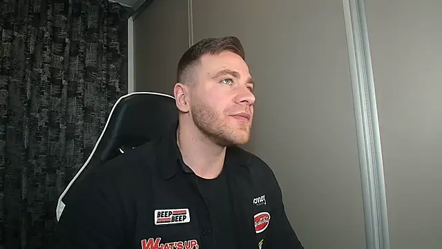 Thori92 online show from March 2026 06:04:01 PM