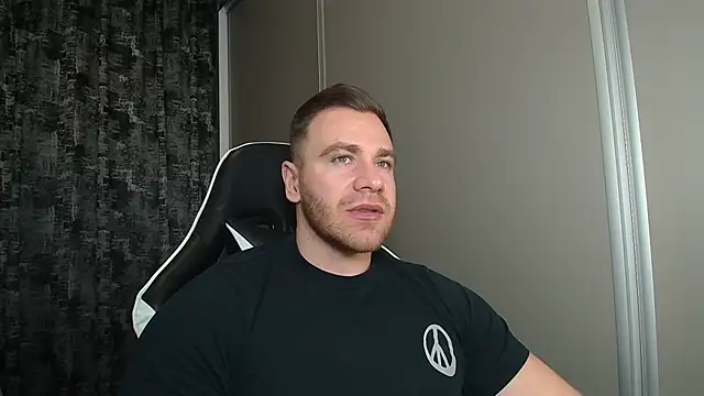 Thori92 online show from March 2026 06:26:02 PM