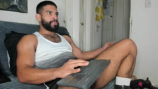 sweatyhairypig23 online show from February 2026 03:59:01 AM