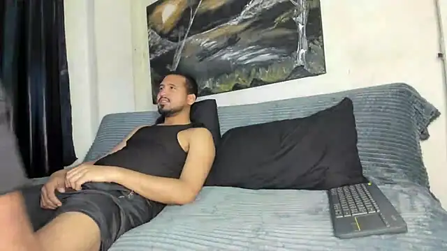 sweatyhairypig23 online show from December 2025 02:59:02 AM