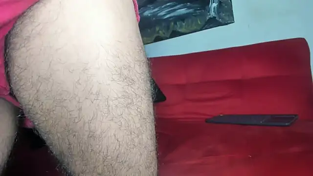 sweatyhairypig23 online show from November 2025 08:25:01 AM