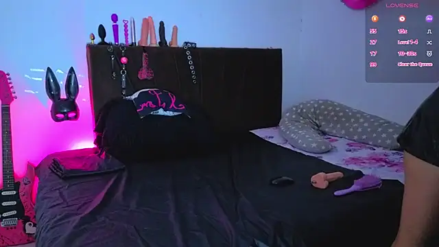 I am kim online show from March 2026 01:10:01 AM