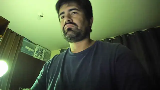 Snapshot of VonDoomdelToro chatting on May 2026 06:10:02 AM VonDoomdelToro online show from May 2026 06:10:02 AM