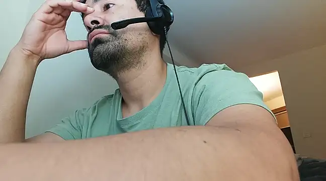 VonDoomdelToro online show from February 2025 08:49:01 AM