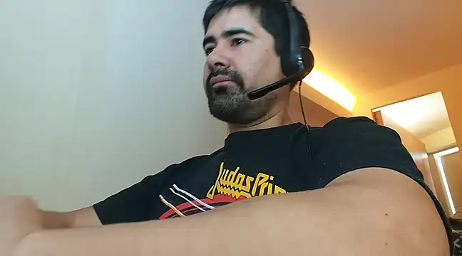 VonDoomdelToro online show from February 2025 06:26:01 PM