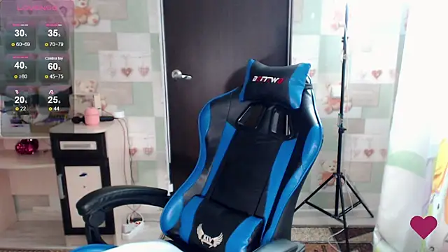 Korolek12 online show from October 2025 05:39:01 AM