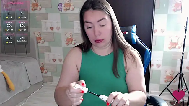 Snapshot of Korolek12 chatting on June 2026 01:22:01 AM Korolek12 online show from June 2026 01:22:01 AM
