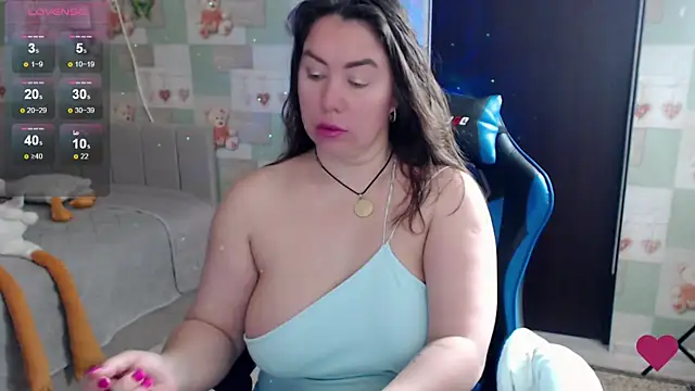 Korolek12 online show from April 2026 04:47:02 AM