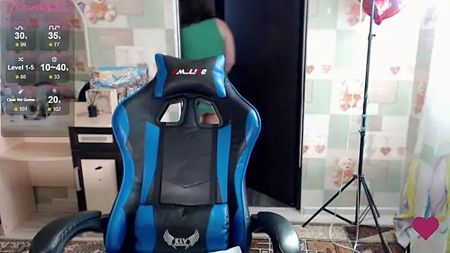 Korolek12 online show from November 2025 05:08:01 AM