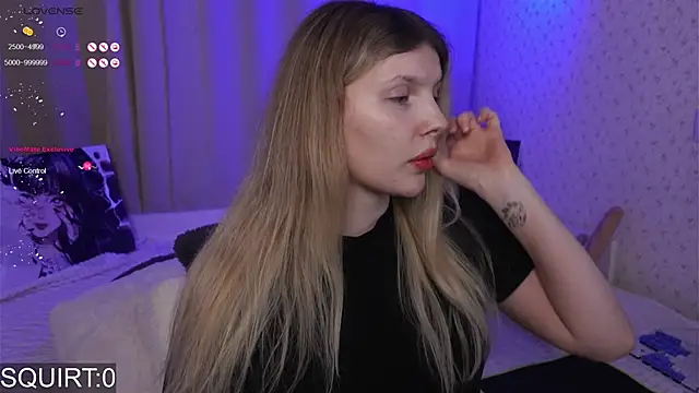 Snapshot of _aleksa_ chatting on November 2025 05:46:05 PM aleksa online show from November 2025 05:46:05 PM