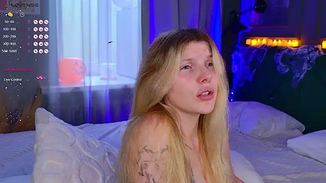 Snapshot of _aleksa_ chatting on October 2025 06:56:02 AM aleksa online show from October 2025 06:56:02 AM